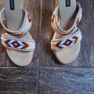 Beaded platforms